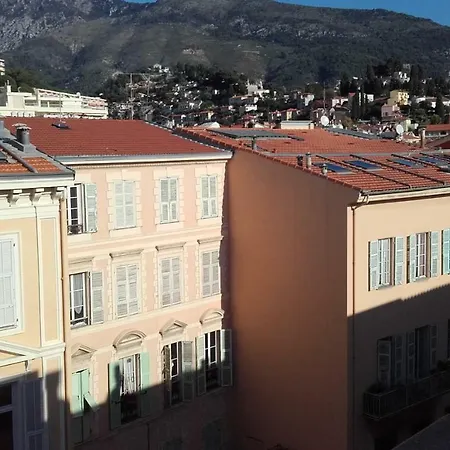 شقة Chez Linette, 22 Place Saint-roch *