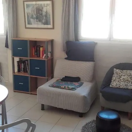 Chez Linette, 22 Place Saint-roch Lejlighed