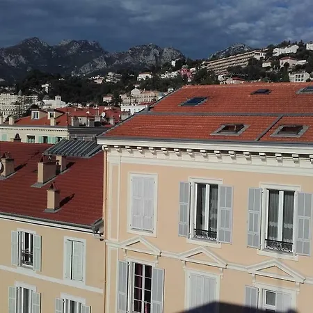 Chez Linette, 22 Place Saint-roch Apartmán Menton