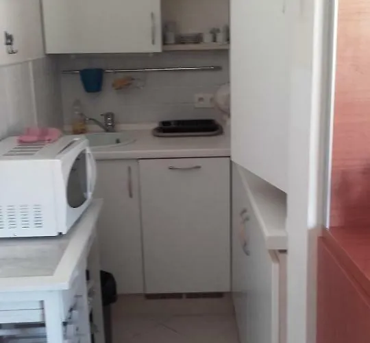 Apartment 22 Place Saint-roch *